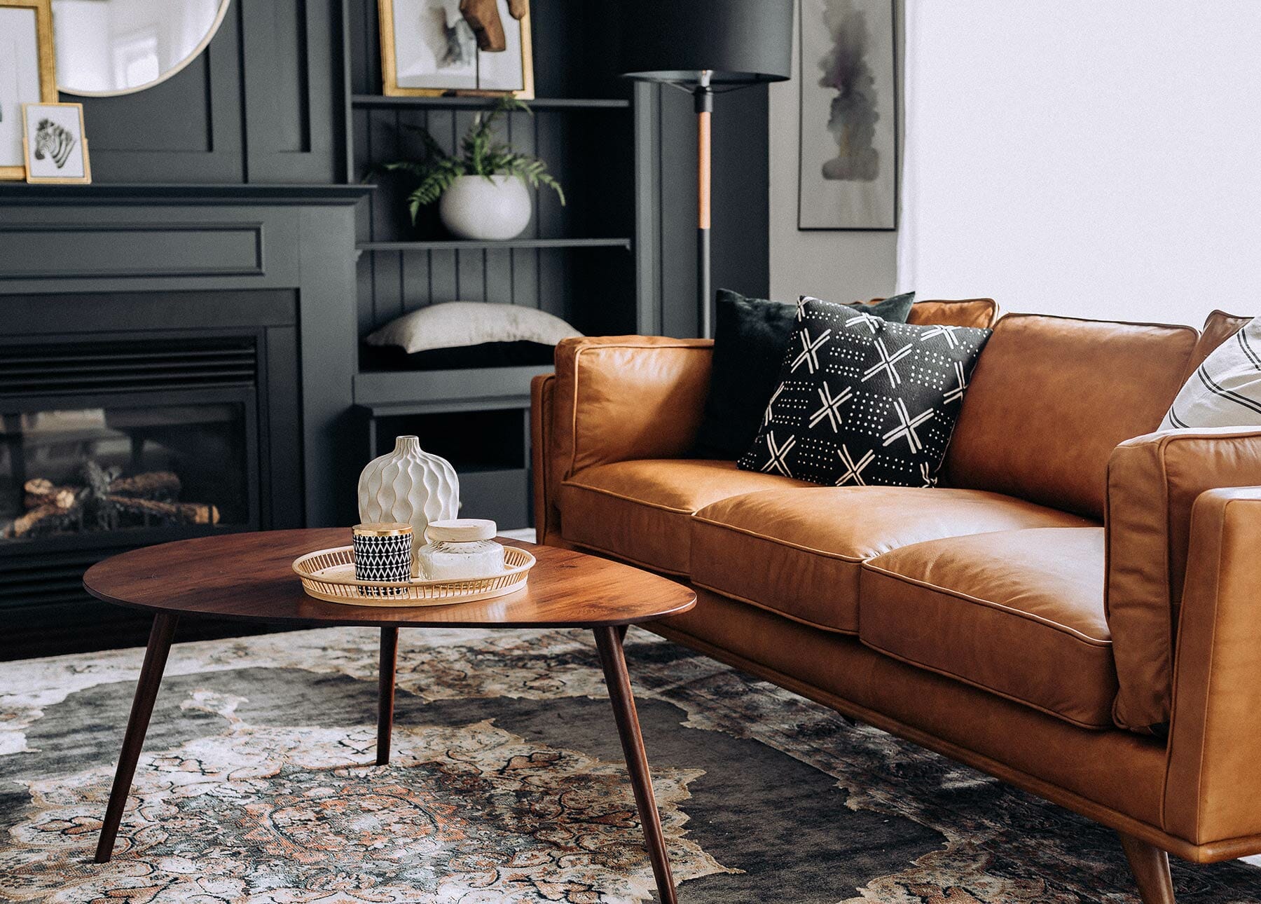Living Rooms Without Coffee Tables Images : 7 Coffee Table Alternatives